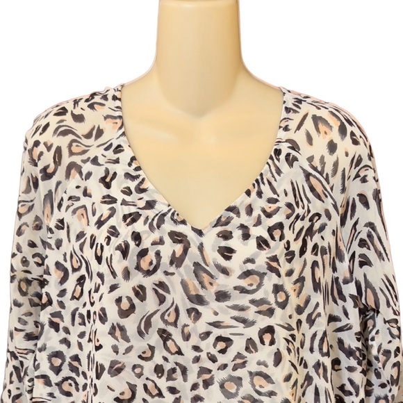 CAbi Glamour Blouse Leopard Print Style# 5337 S - Picture 5 of 13